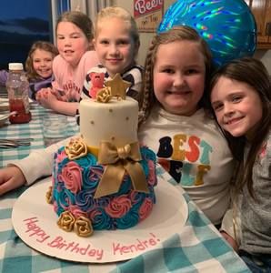 Meet your Posher, Angela